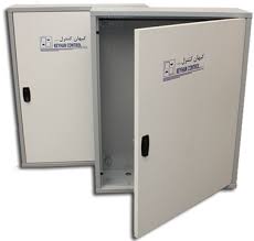  تابلو فرمانهای استفاده شده این شرکت از نوع بهترین برند های داخلی میباشد 